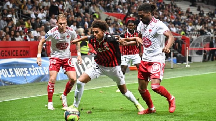 Soi kèo Nice vs Brest, 20h00 ngày 1/10