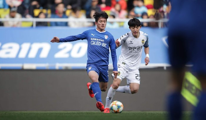 Soi kèo Suwon Bluewings vs Gangwon FC, 12h ngày 2/12
