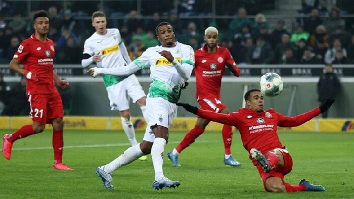 Soi kèo phạt góc - tài xỉu M'Gladbach vs Mainz, 01h30 ngày 7/10