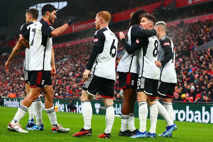 Soi kèo Fulham vs Nottingham Forest, 2h30 ngày 7/12