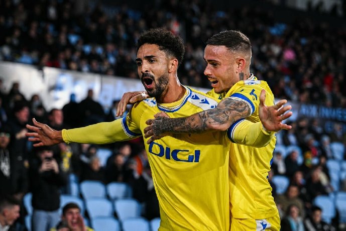Soi kèo Arandina vs Cadiz, 1h ngày 8/12