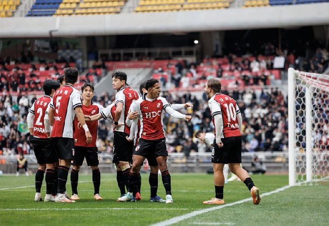 Soi kèo Suwon FC vs Busan I'Park, 12h ngày 9/12