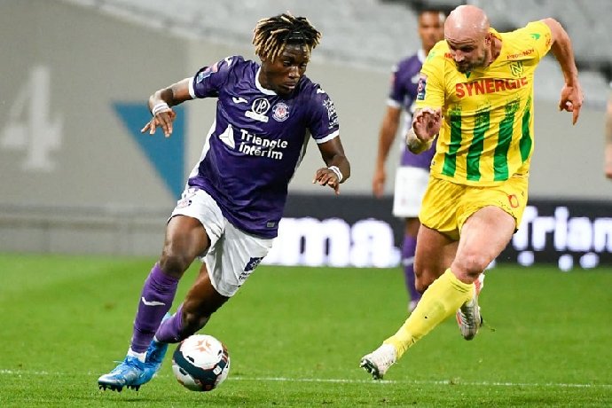 Soi kèo Nantes vs Toulouse, 20h00 ngày 13/8