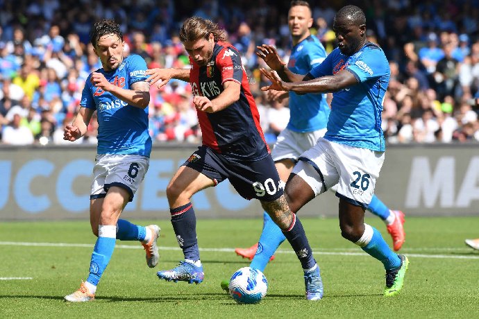 Soi kèo Genoa vs Napoli, 01h45 ngày 17/9