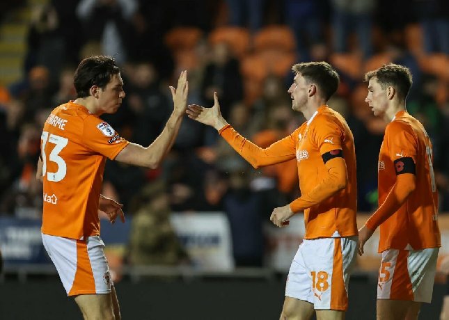 Soi kèo Blackpool vs Shrewsbury Town, 22h ngày 18/11