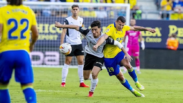 Soi kèo Valencia vs Las Palmas, 02h30 ngày 19/8