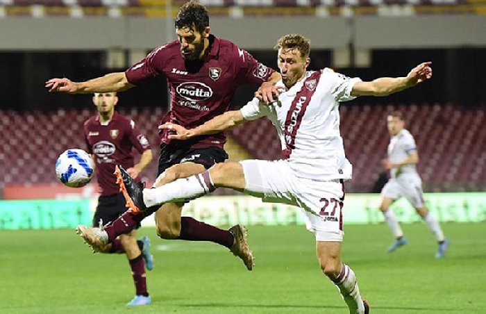 Soi kèo Salernitana vs Torino, 23h30 ngày 18/9