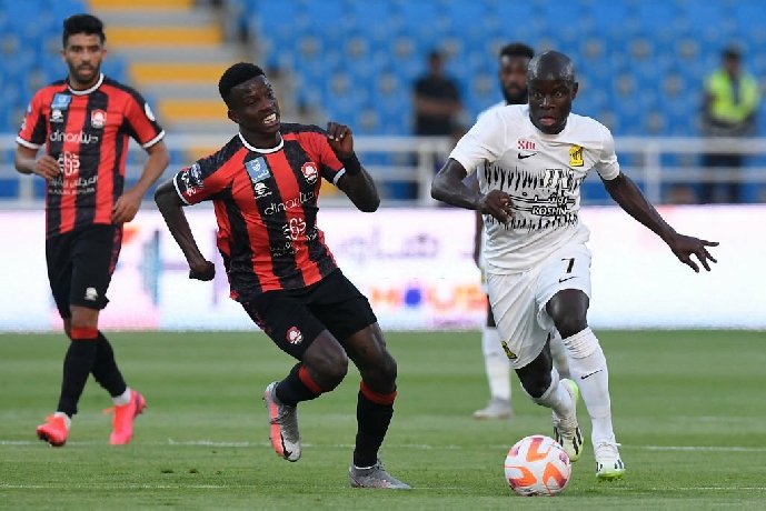 Soi kèo Al Tai vs Al Raed, 1h ngày 25/11