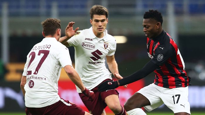 Soi biến động tỷ lệ kèo AC Milan vs Torino, 01h45 ngày 27/8