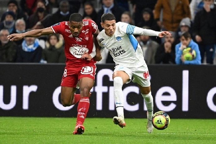 Soi kèo Marseille vs Stade Brestois, 0h00 ngày 27/8