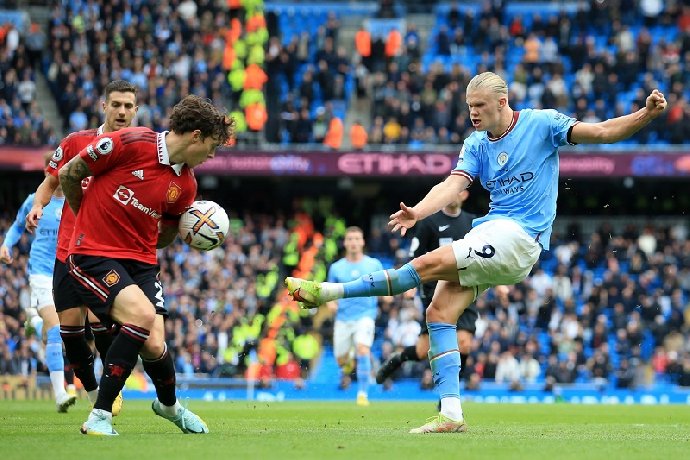 Soi kèo phạt góc - tài xỉu Man United vs Man City, 22h30 ngày 29/10