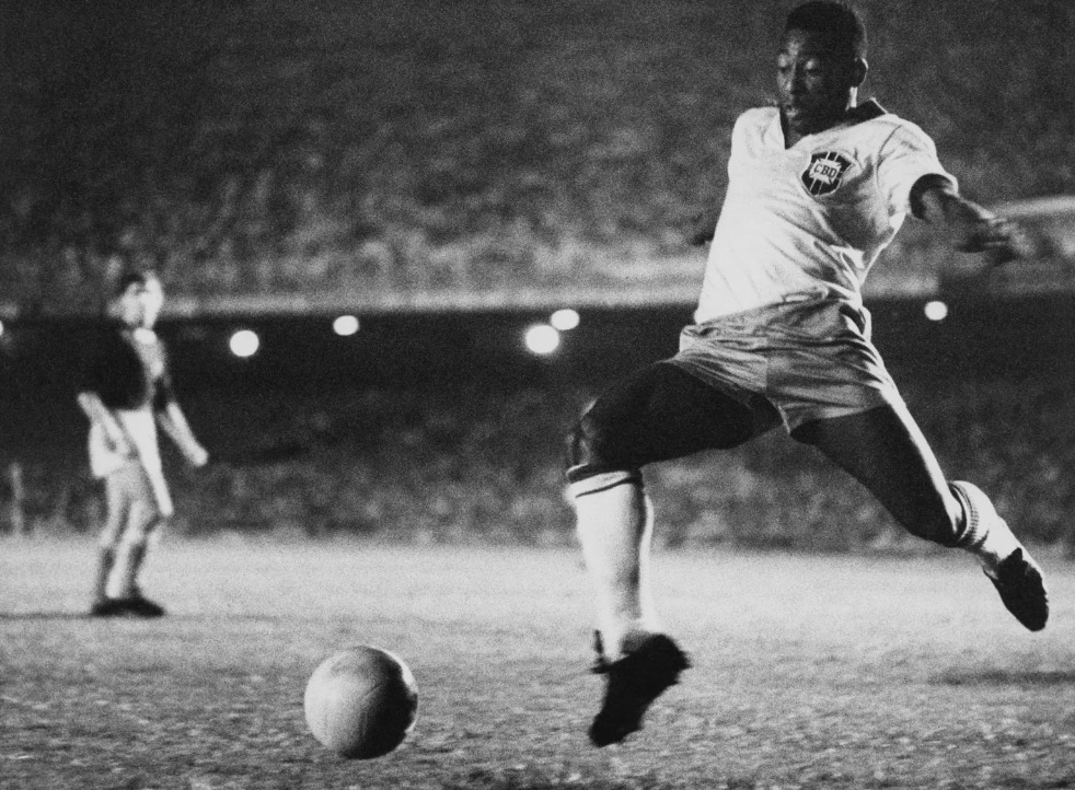 Tóm tắt tiểu sử của Pele