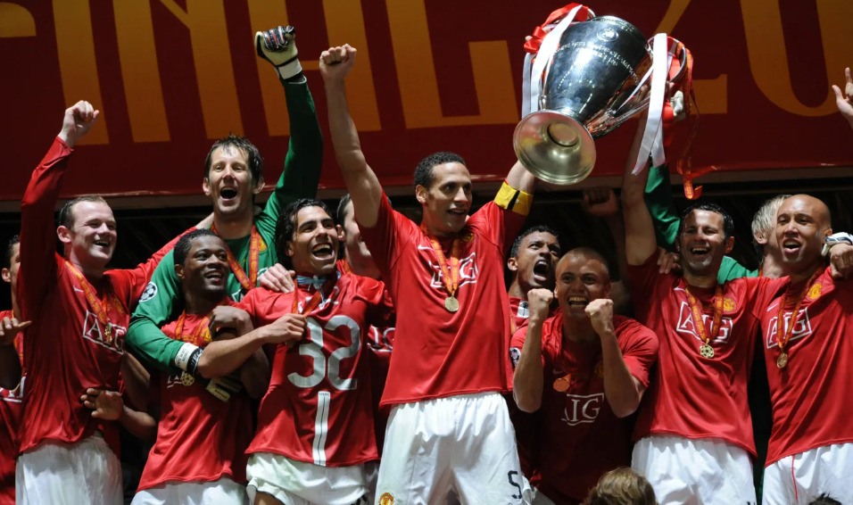 Manchester United - 3 cúp vô địch