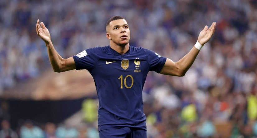 Số lương Mbappe 1 tuần là bao nhiêu?