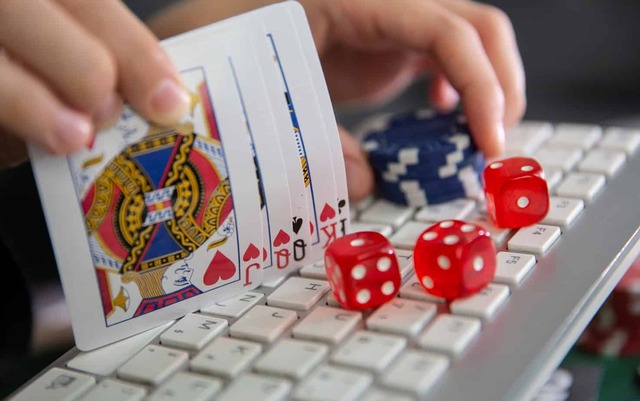 Xổ số kiến thiết khác cờ bạc như thế nào?