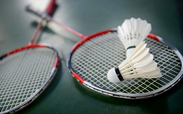 Chiếc vợt cầu lông có 4 bộ phận chính