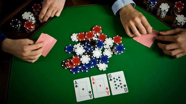 Đánh bài casino là gì?